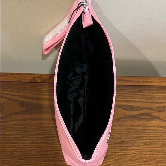 Guess | Clutch/Cosmetic/Travel Bag - Picture 15 of 16
